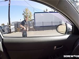 CAUGHT! dark-hued girl gets blasted fellating off a cop